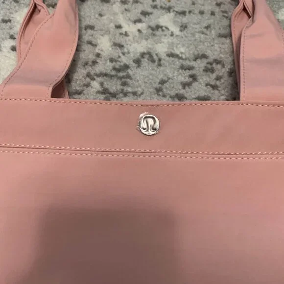 Lululemon Tote Bag - Picture 2 of 4